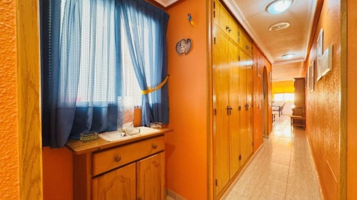 Appartement mit 2 Schlafzimmern und 1 Bad im Zentrum von La Mata nur 100 m vom Strand entfernt