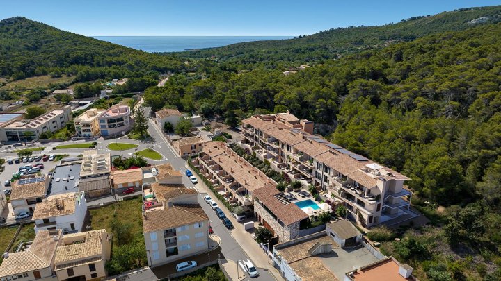 Penthouse-Wohnungen mit 2 Schlafzimmern, 2 Bädern, Dachterrasse, Klimaanlage, Gemeinschaftspool, Tiefgaragenstellplatz und Meerblick