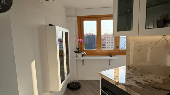 Renovierte Maisoette-Wohnung mit 50 m² Terrasse und Meer- und Burgblick im Zentrum von Dénia