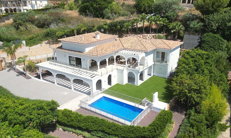 Traumhaft gelegene Luxusvilla in Javea - Südseite Montgo mit vielen Extras und herrlicher Aussicht