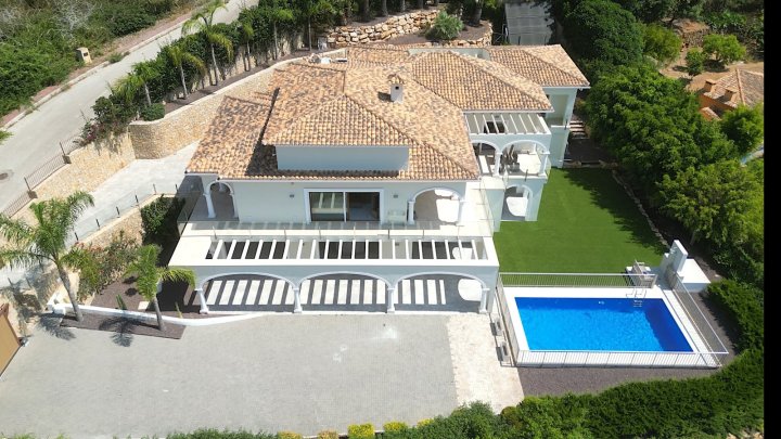 Traumhaft gelegene Luxusvilla in Javea - Südseite Montgo mit vielen Extras und herrlicher Aussicht