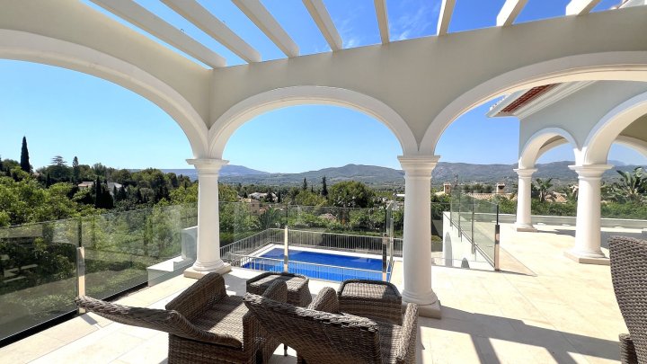 Traumhaft gelegene Luxusvilla in Javea - Südseite Montgo mit vielen Extras und herrlicher Aussicht