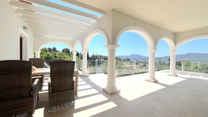 Traumhaft gelegene Luxusvilla in Javea - Südseite Montgo mit vielen Extras und herrlicher Aussicht