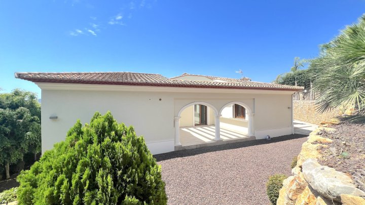 Traumhaft gelegene Luxusvilla in Javea - Südseite Montgo mit vielen Extras und herrlicher Aussicht