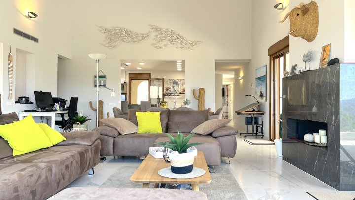 Traumhaft gelegene Luxusvilla in Javea - Südseite Montgo mit vielen Extras und herrlicher Aussicht