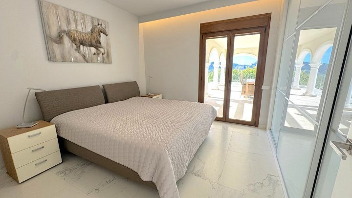 Traumhaft gelegene Luxusvilla in Javea - Südseite Montgo mit vielen Extras und herrlicher Aussicht