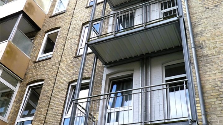 KIEL-SCHREVENTEICH: Bezugsfreie 2-Zimmer-Wohnung in City- und Uninähe (Höhe Städtisches Krankenhaus)