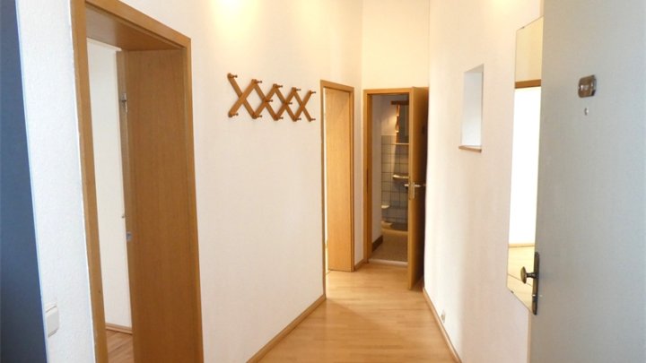 KIEL-SCHREVENTEICH: Bezugsfreie 2-Zimmer-Wohnung in City- und Uninähe (Höhe Städtisches Krankenhaus)