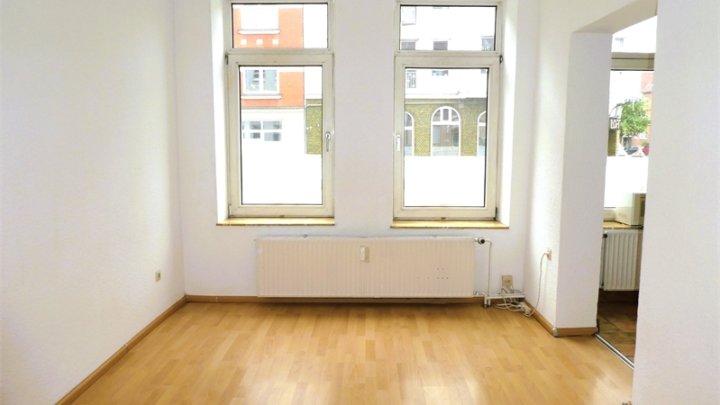 KIEL-SCHREVENTEICH: Bezugsfreie 2-Zimmer-Wohnung in City- und Uninähe (Höhe Städtisches Krankenhaus)