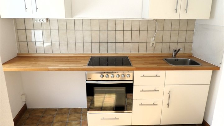 KIEL-SCHREVENTEICH: Bezugsfreie 2-Zimmer-Wohnung in City- und Uninähe (Höhe Städtisches Krankenhaus)