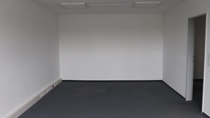 Gute Aussichten: Zentrale Büroflächen mit Stellplätzen in Neumünster! OTTO STÖBEN!