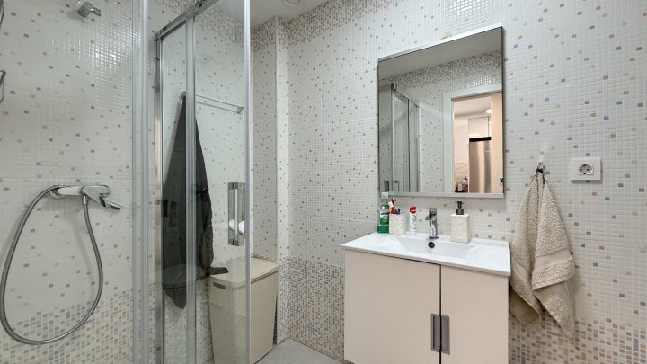 Großes, modernes Reihenhaus mit Gemeinschaftspool in El Vergel