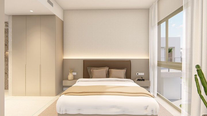 Obergeschoss-Wohnungen mit 2 Schlafzimmern, 2 Bädern, Dachterrasse, Klimaanlage, Einbauküchen mit Elektrogeräten, Kfz-Stellplatz und Gemeinschaftspool