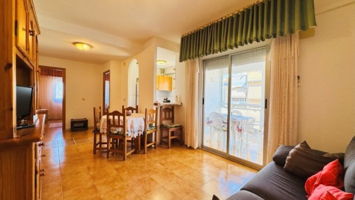 Appartement mit 2 Schlafzimmern, 1 Bad, Tiefgaragenstellplatz und Gemeinschaftspool nur 150 m vom Strand