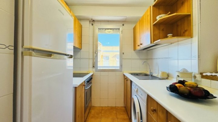 Appartement mit 2 Schlafzimmern, 1 Bad, Tiefgaragenstellplatz und Gemeinschaftspool nur 150 m vom Strand