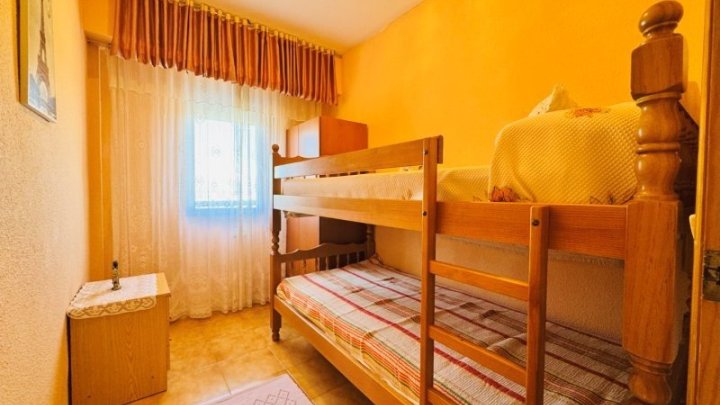Appartement mit 2 Schlafzimmern, 1 Bad, Tiefgaragenstellplatz und Gemeinschaftspool nur 150 m vom Strand