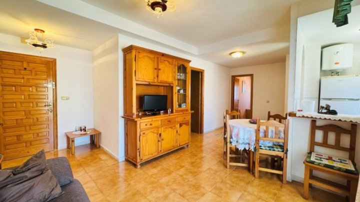 Appartement mit 2 Schlafzimmern, 1 Bad, Tiefgaragenstellplatz und Gemeinschaftspool nur 150 m vom Strand