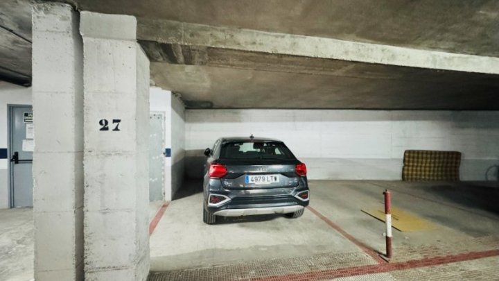 Appartement mit 2 Schlafzimmern, 1 Bad, Tiefgaragenstellplatz und Gemeinschaftspool nur 150 m vom Strand