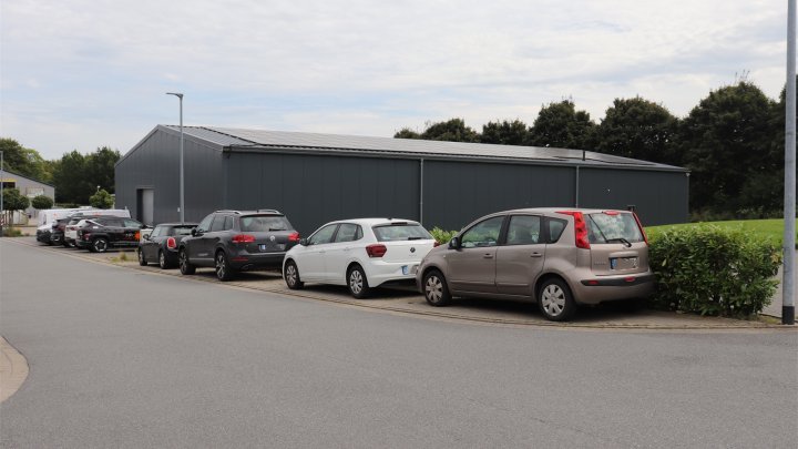 Moderne Gewerbehalle in Büdelsdorf bei Rendsburg zu vermieten! OTTO STÖBEN!