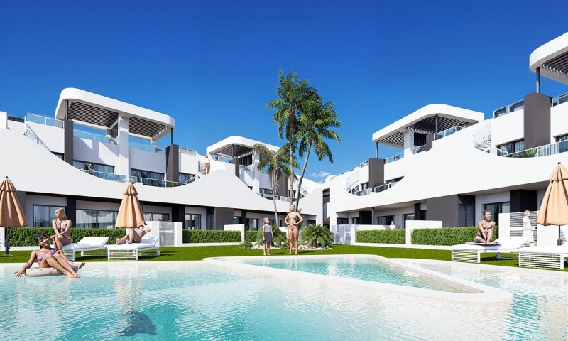 Obergeschoss-Wohnungen mit 2 Schlafzimmern, 2 Bädern, Dachterrasse, Kfz-Stellplatz und Gemeinschaftspool