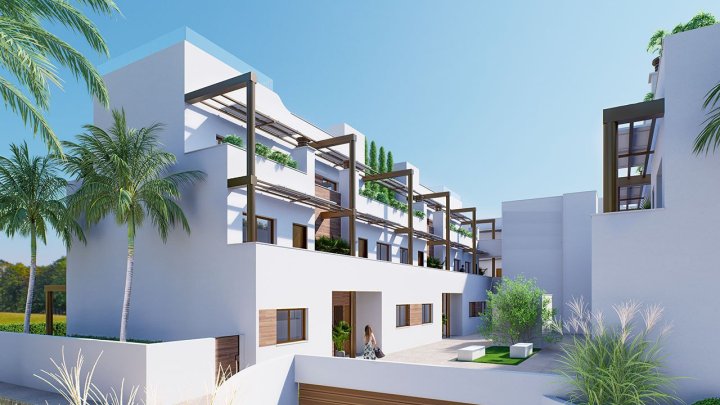 Erdgeschoss-Wohnungen mit 2 Schlafzimmern, 2 Bädern, Tiefgaragenstellplatz und Gemeinschaftspool nur 200 m vom Strand