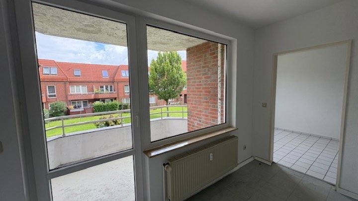 NUR WBS: 2,5 Zimmer Wohnung mit Balkon in beliebter Lage in Brunsbüttel mit Balkon Otto Stöben GmbH
