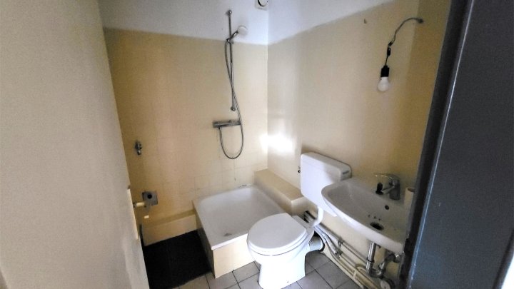 Ab sofort: Nette 2- Zimmer Wohnung, nur 250 Meter zum kleinen Eutiner See - OTTO STÖBEN GmbH