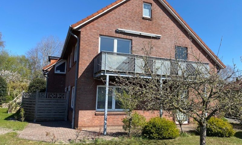 Husum: 3 Zimmer-Erdgeschosswohnung mit Terrasse in guter Lage zu vermieten! OTTO STÖBEN Immobilien