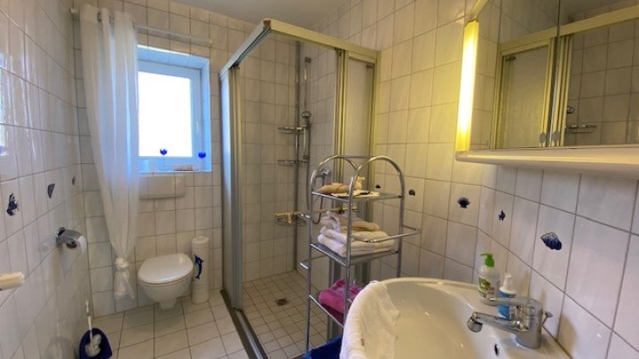 Husum: 3 Zimmer-Erdgeschosswohnung mit Terrasse in guter Lage zu vermieten! OTTO STÖBEN Immobilien