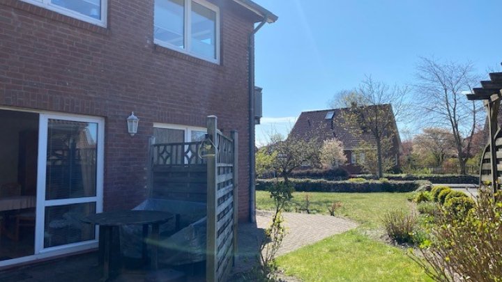Husum: 3 Zimmer-Erdgeschosswohnung mit Terrasse in guter Lage zu vermieten! OTTO STÖBEN Immobilien