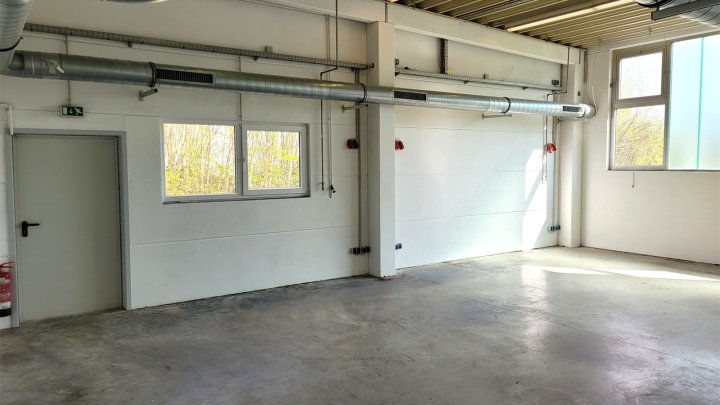Gepflegte Produktionshalle in Schönkirchen! OTTO STÖBEN!