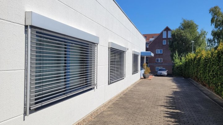Gepflegte Produktionshalle in Schönkirchen! OTTO STÖBEN!