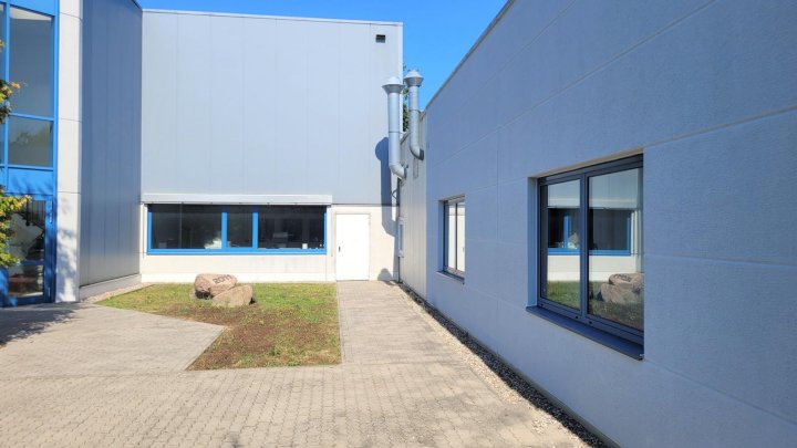 Gepflegte Produktionshalle in Schönkirchen! OTTO STÖBEN!