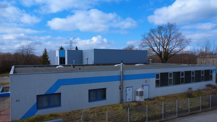 Gepflegte Produktionshalle in Schönkirchen! OTTO STÖBEN!