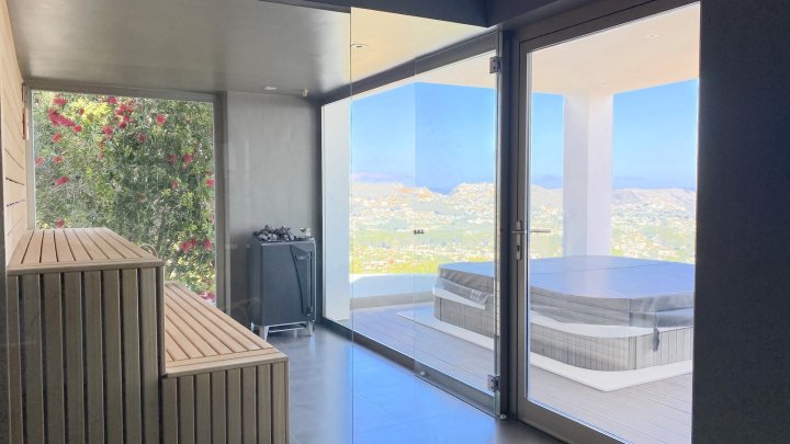 Luxusvilla mit gigantischer Aussicht von Benitachell bis Calpe