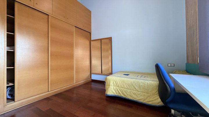 Exklusive Villa im mediterranen Stil, die Luxus, Energieeffizienz und hochwertige Materialien vereint