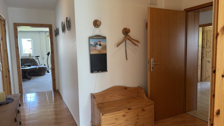 Großzügige Immobilie mit 294,3 m² Wohnfläche & traumhaftem Grundstück – ideal für 4 Parteien