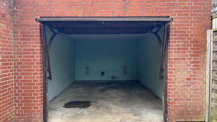 Lebens- und Arbeitsraum in einem: Ihr Haus in Heide! OTTO STÖBEN GmbH