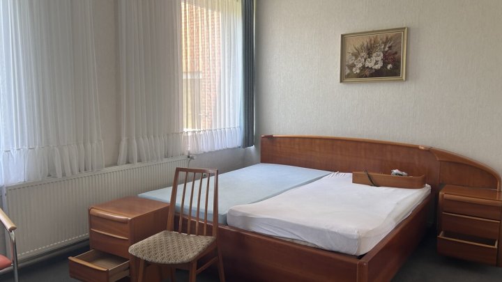 Vielseitiger Resthof mit 2 Wohneinheiten zwischen HH-Norderstedt - Neumünster OTTO STÖBEN GmbH