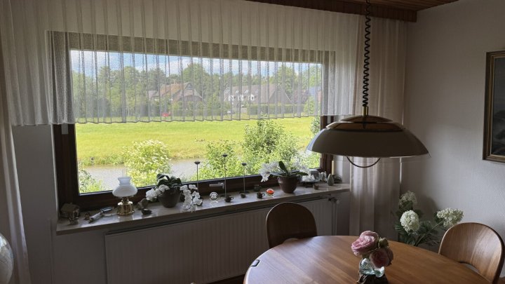 Direkte Wasserlage! Gepflegtes Einfamilienhaus am Fluss in Glückstadt - OTTO STÖBEN GmbH