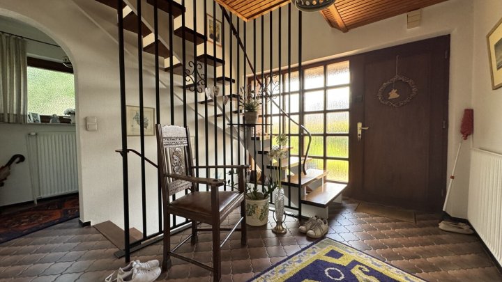 Direkte Wasserlage! Gepflegtes Einfamilienhaus am Fluss in Glückstadt - OTTO STÖBEN GmbH