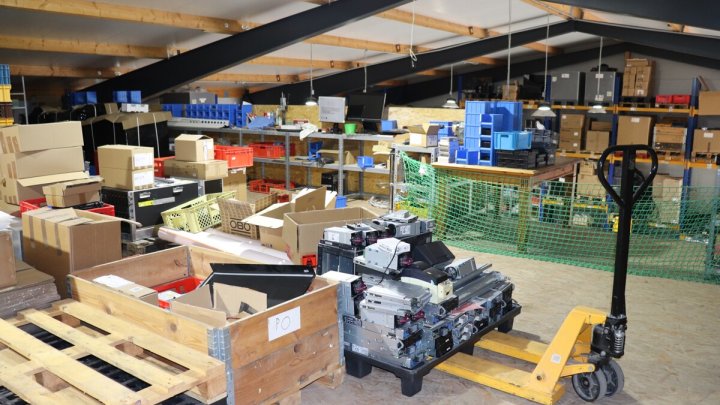 Moderne Gewerbehalle in Büdelsdorf bei Rendsburg zu vermieten! OTTO STÖBEN!