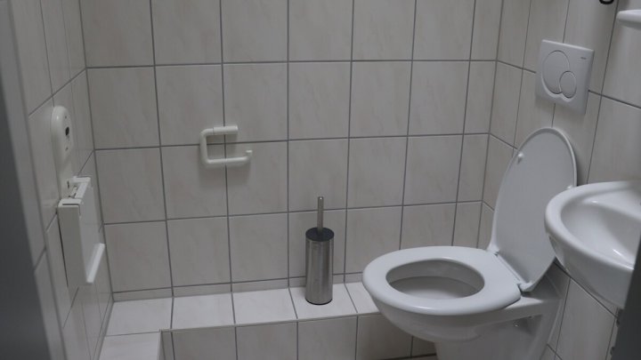 Neumünster zentral! Büroflächen mit Stellplätzen zu vermieten! OTTO STÖBEN!