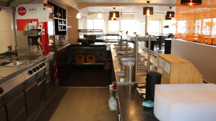 Startfreie Gastrofläche! Optimal für ein Lieferservice! OTTO STÖBEN!