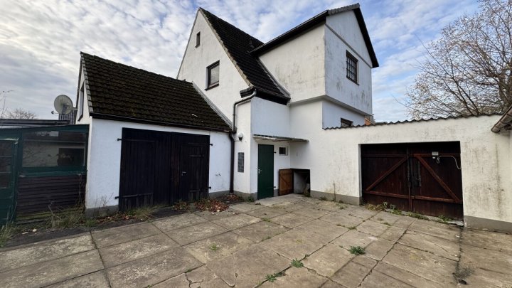 Seltene Gelegenheit: EFH in Suchsdorf mit großem Garten - OTTO STÖBEN GmbH