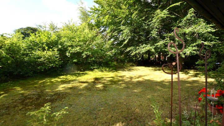 Naturnahes Wohnen, EFH, Bungalow + Garten + Waldgrundstück in Mölln Waldstadt - OTTO STÖBEN GmbH