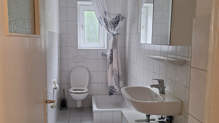 2,5-ZW in der Augustenstr. 52 in Kiel zu vermieten! OTTO STÖBEN GmbH