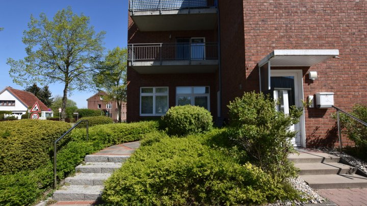 INVESTOREN HIGHLIGHT Wohn- u Geschäftshaus 7 WE + Gewerbe + Parkplatz in Eutin -OTTO STÖBEN GmbH