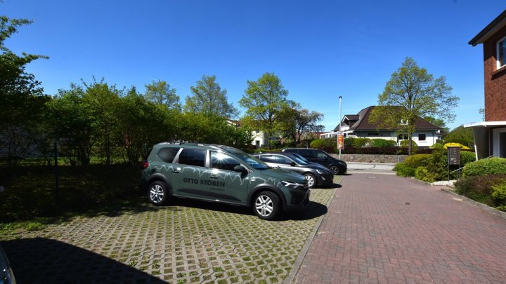 INVESTOREN HIGHLIGHT Wohn- u Geschäftshaus 7 WE + Gewerbe + Parkplatz in Eutin -OTTO STÖBEN GmbH
