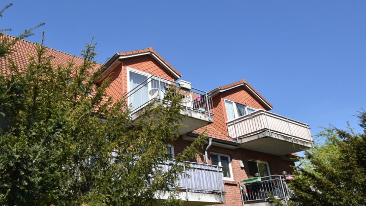 INVESTOREN HIGHLIGHT Wohn- u Geschäftshaus 7 WE + Gewerbe + Parkplatz in Eutin -OTTO STÖBEN GmbH